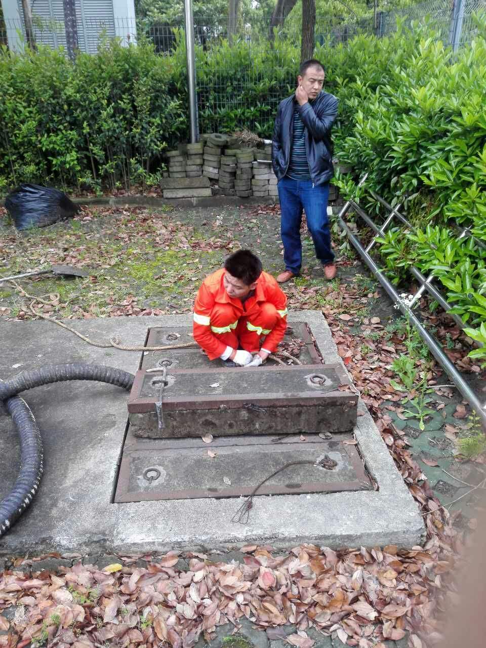 福贡吸污抽粪