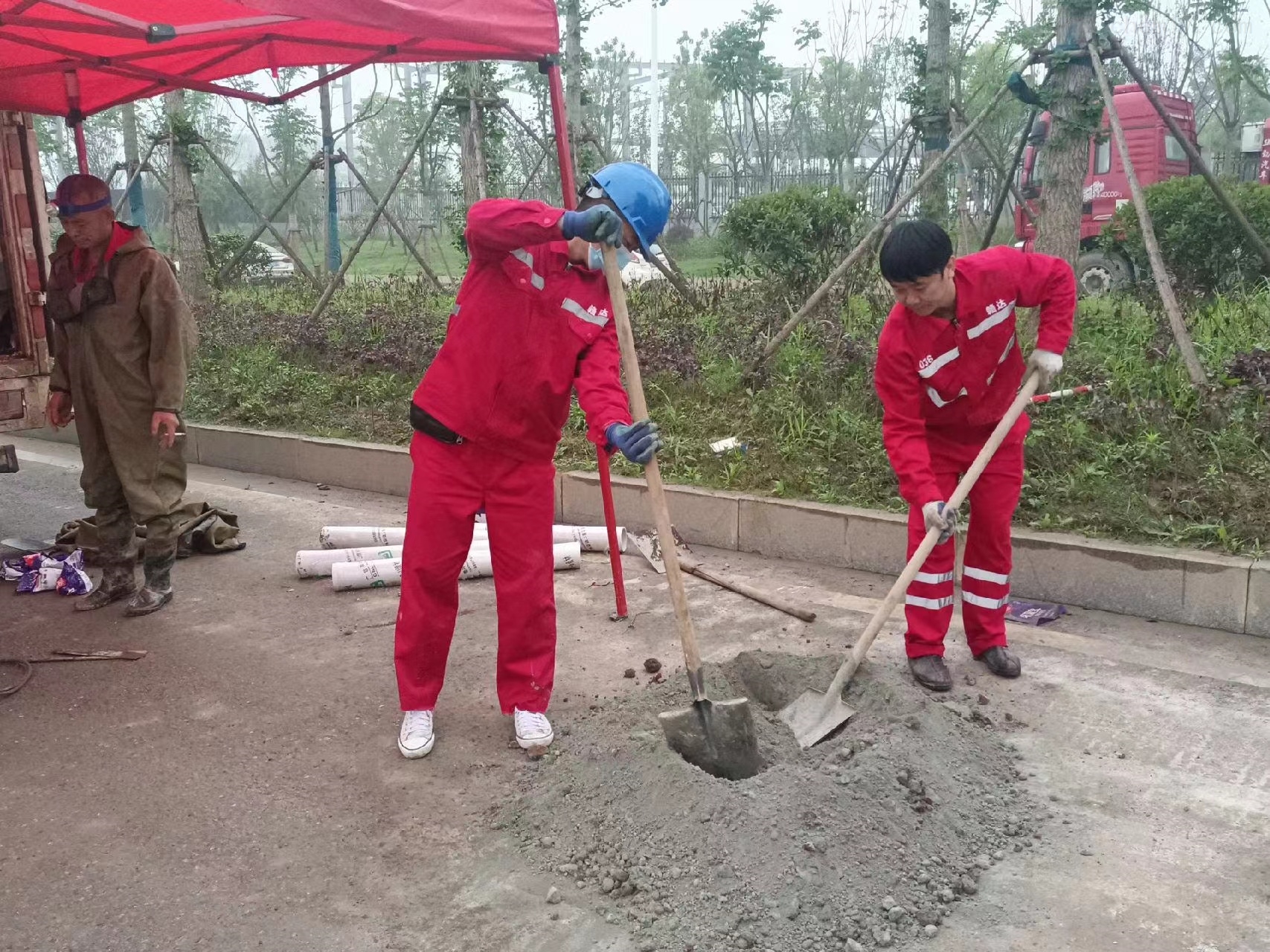福贡管道疏通哪家好】及时进行市政管道清淤