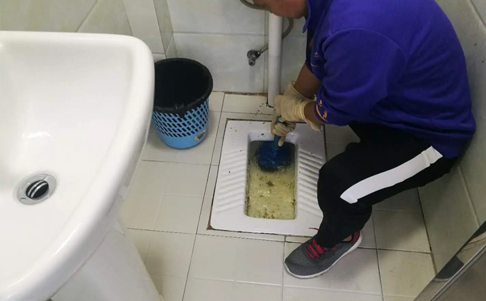 福贡疏通蹲坑